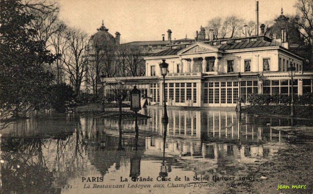 Paris VIIIe - La Grande Crue de la Seine (janvier 1910) - Le Restaurant Ledoyen aux Champs-Élysées.jpg