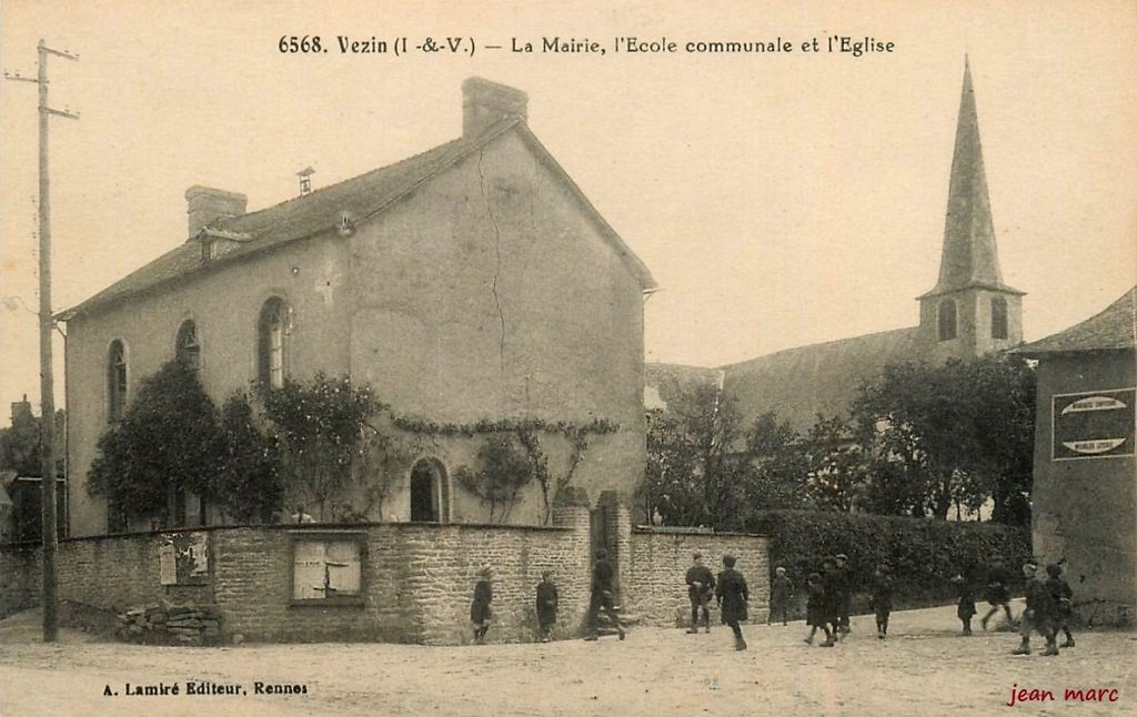 Vezin - La Mairie, l'École communale et l'Église.jpg