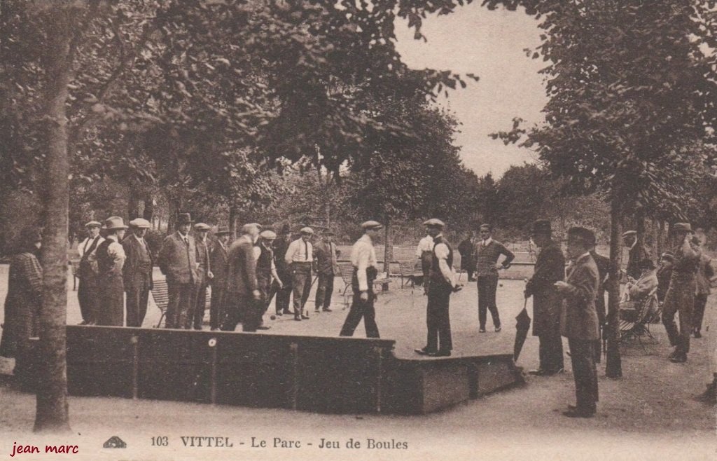 Vittel - Le Parc - Jeu de Boules.jpg