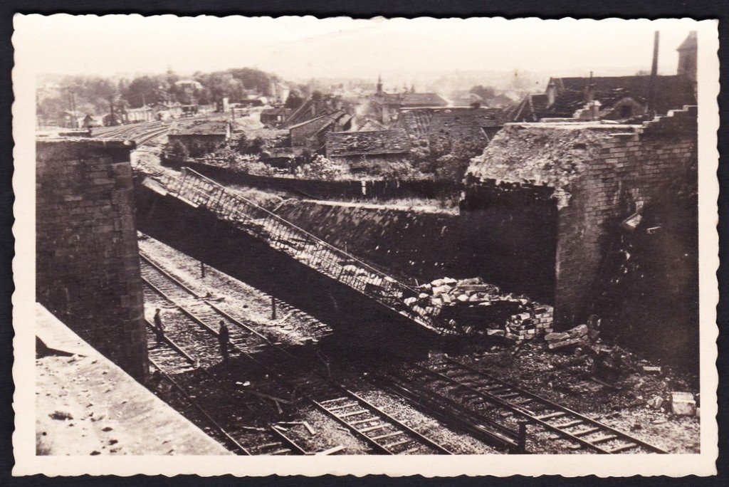 Neufchâteau en 1944 (1)..jpg