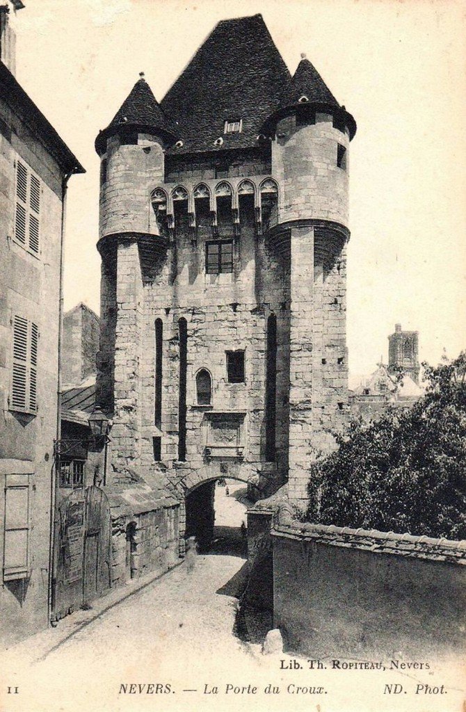 Nevers (11).jpg