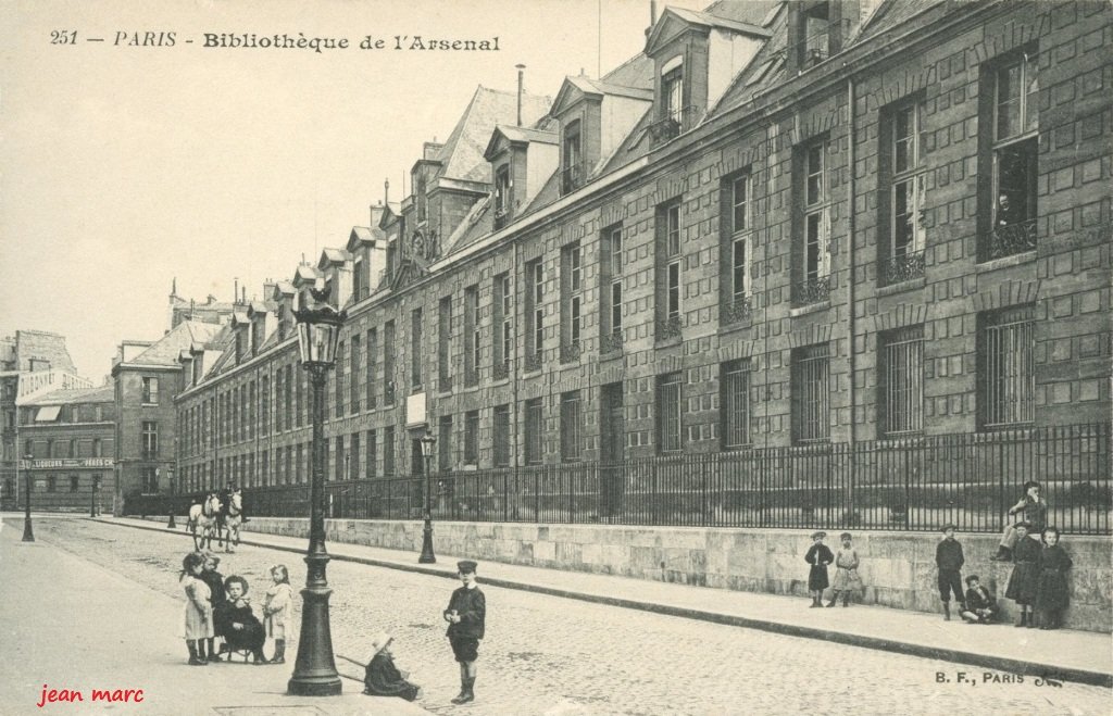 Paris IVe - Rue de Sully - Bibliothèque de l'Arsenal.jpg
