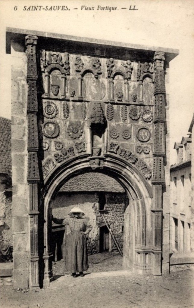Saint-Sauves 6.jpg