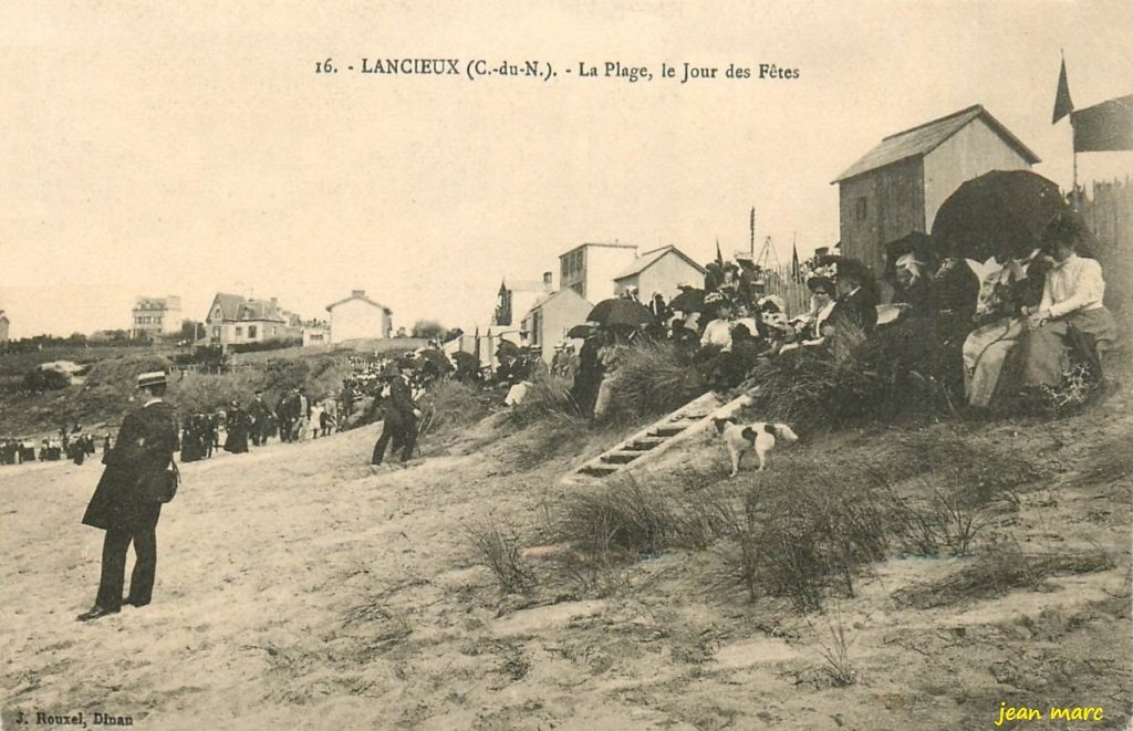 Lancieux - La Plage, le jour des Fêtes.jpg