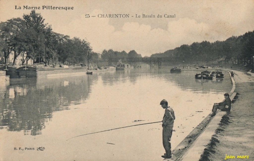 Charenton - Le Bassin du Canal.jpg