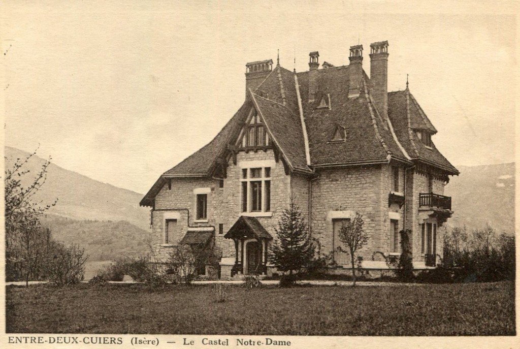 Entre Deux Guiers 38.jpg