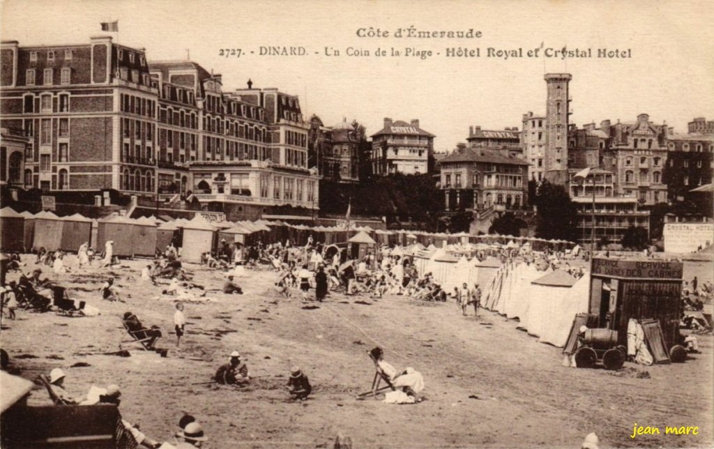 Dinard - Un Coin de la Plage - Hôtel Royal et Crystal Hôtel.jpg