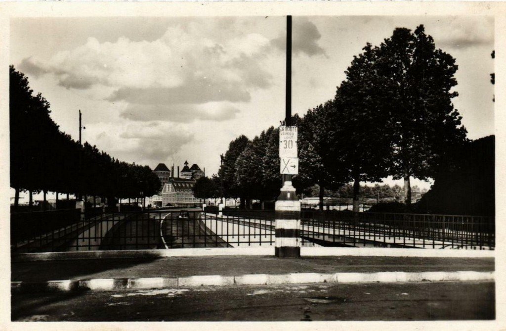 Paris Porte de la Villette en 1958.jpg