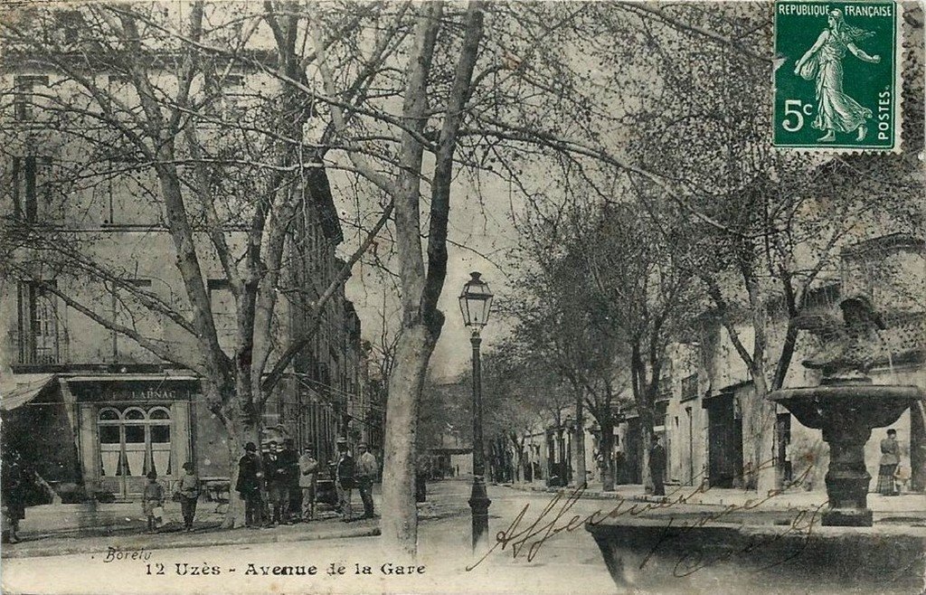 Uzès 30.jpg