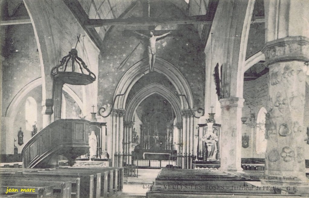 Veules-les-Roses - Intérieur de l'Église.jpg