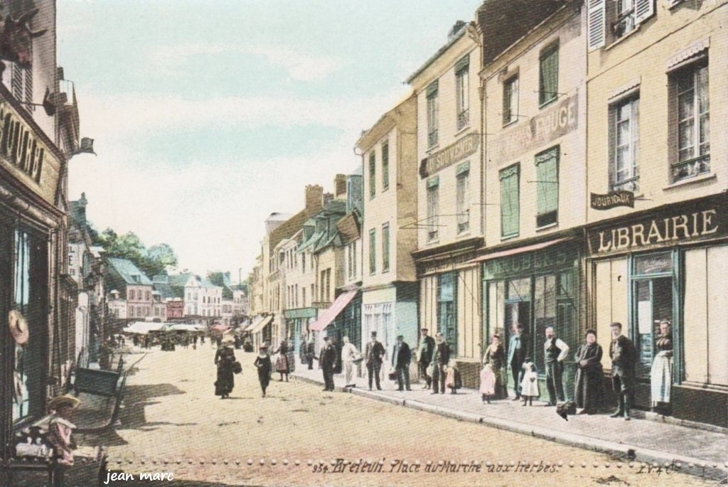 Breteuil - Place du Marché-aux-Herbes.jpg