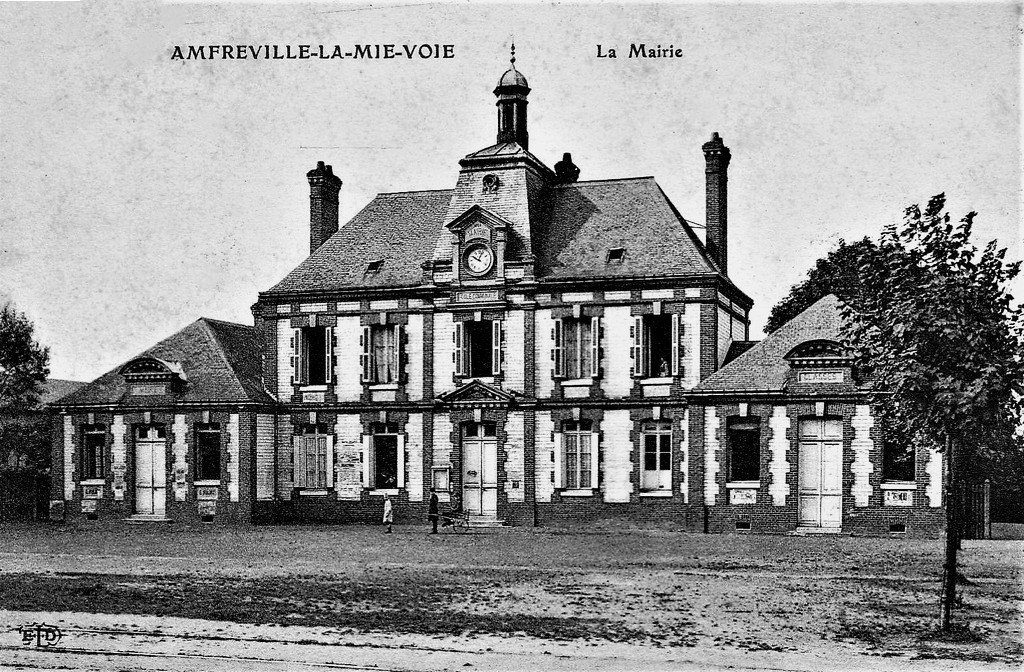 Amfréville la Mi Voie.jpg