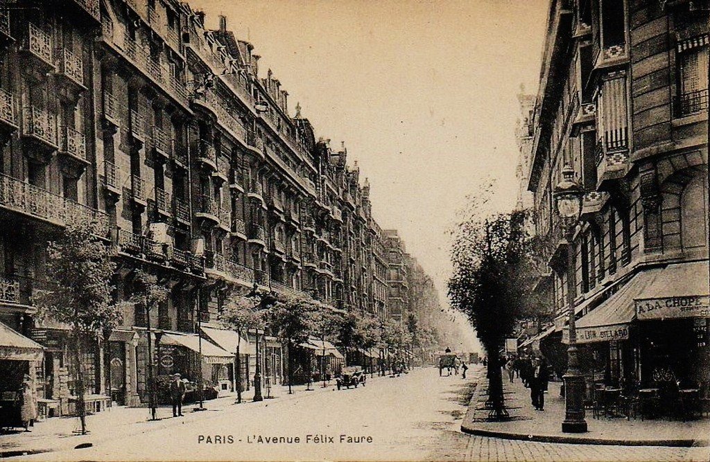Paris Avenue Félix-Faure 15°.jpg