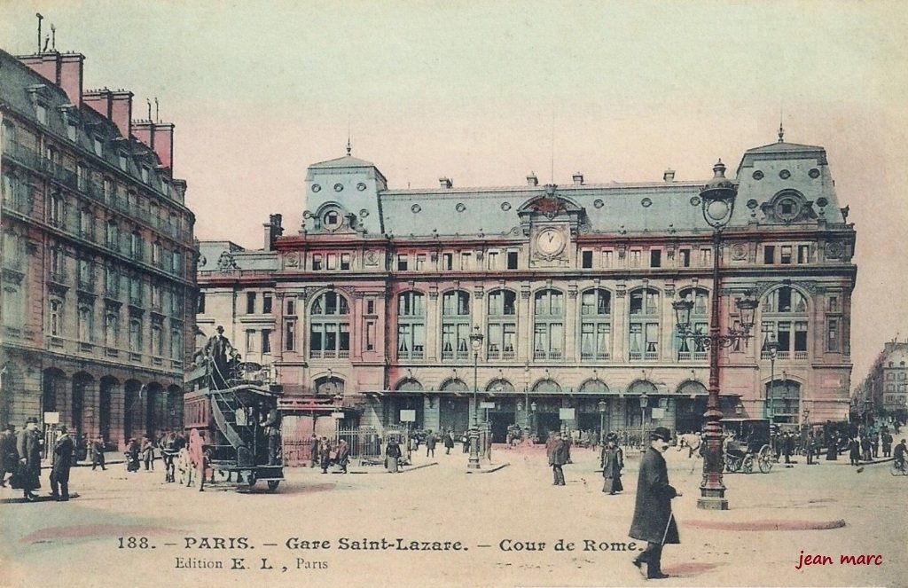 Paris - Gare Saint-Lazare - Cour de Rome.jpg