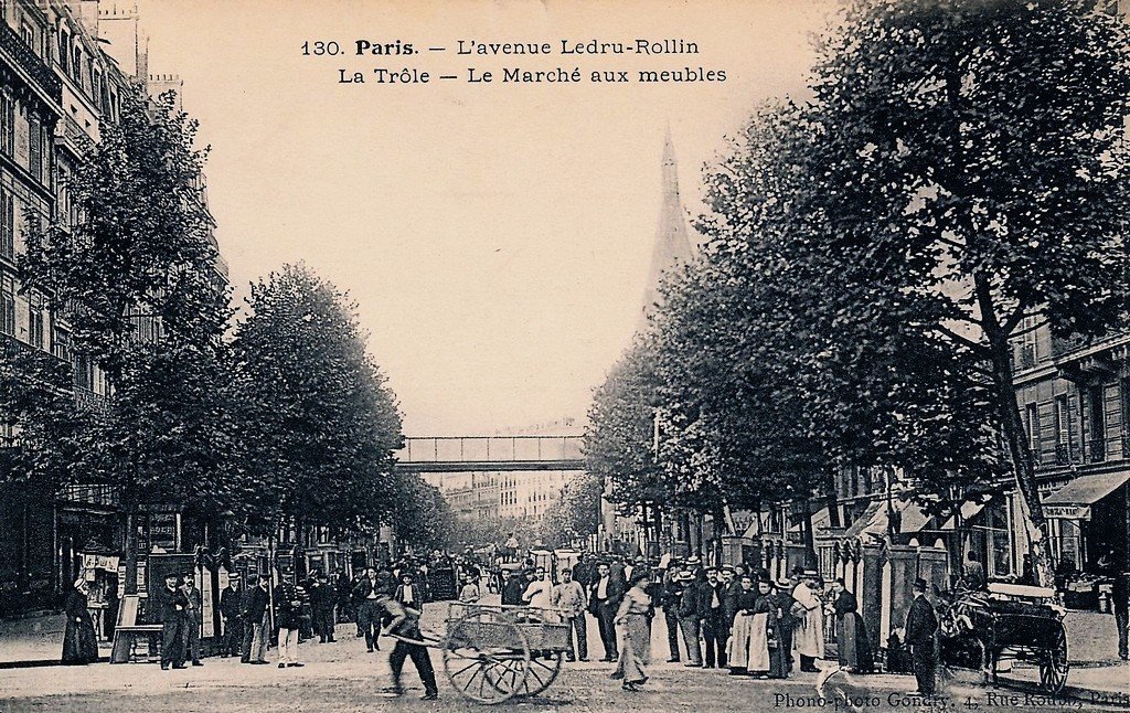 Paris Avenue Ledru-R. 12°.jpg