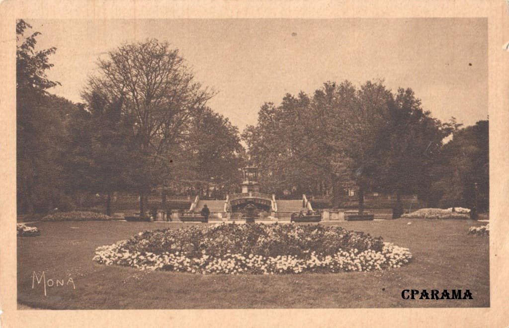 Dijon Mona Le square Darcy.jpg