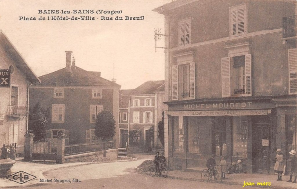 Bains-les-Bains - Place de l'Hôtel de Ville - Rue du Breuil.jpg