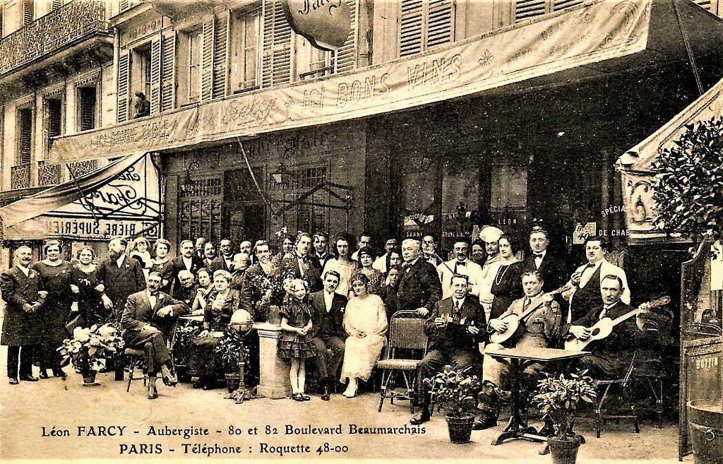 Paris Bd Beaumarchais.jpg