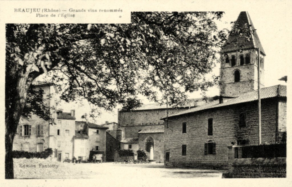Beaujeu 69.jpg