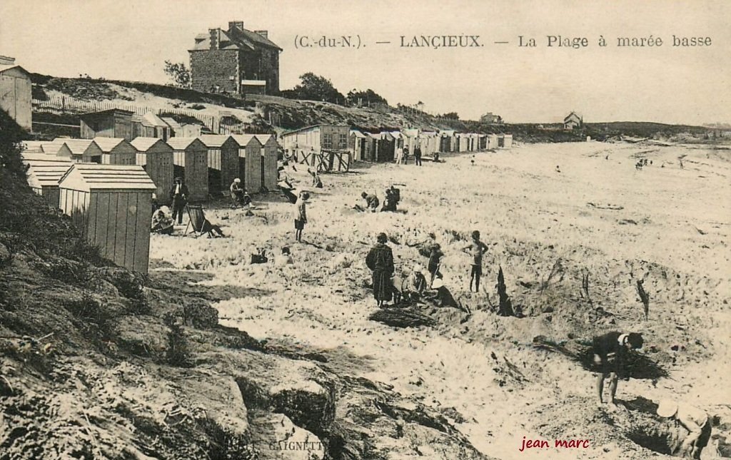 Lancieux - La Plage à marée basse.jpg