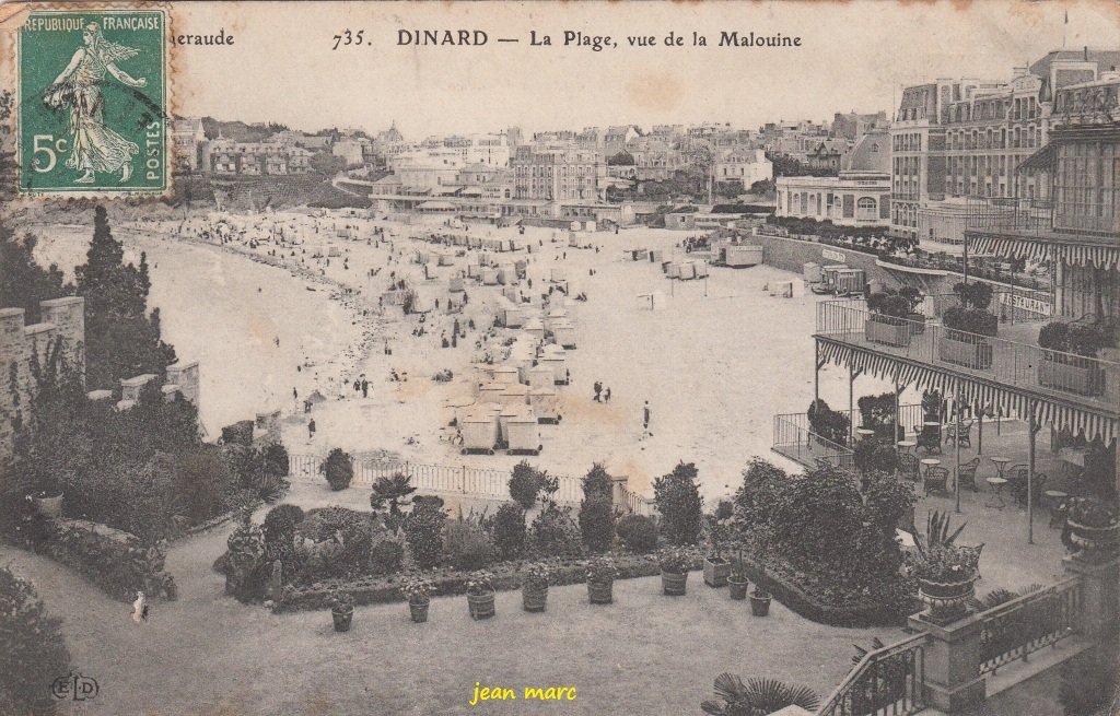 Dinard - La Plage vue de la Malouine.jpg