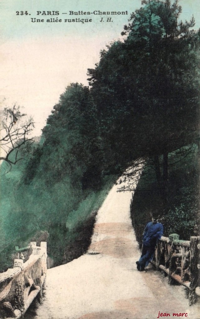 Paris XIXe - Buttes-Chaumont - Une Allée rustique.jpg