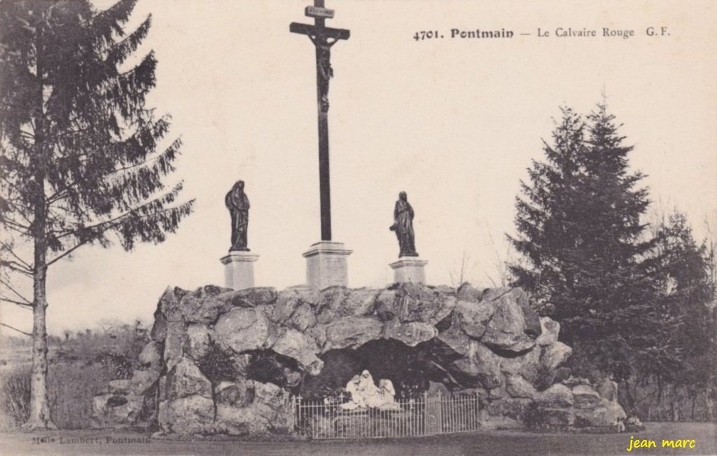 Pontmain - Le Calvaire Rouge.jpg