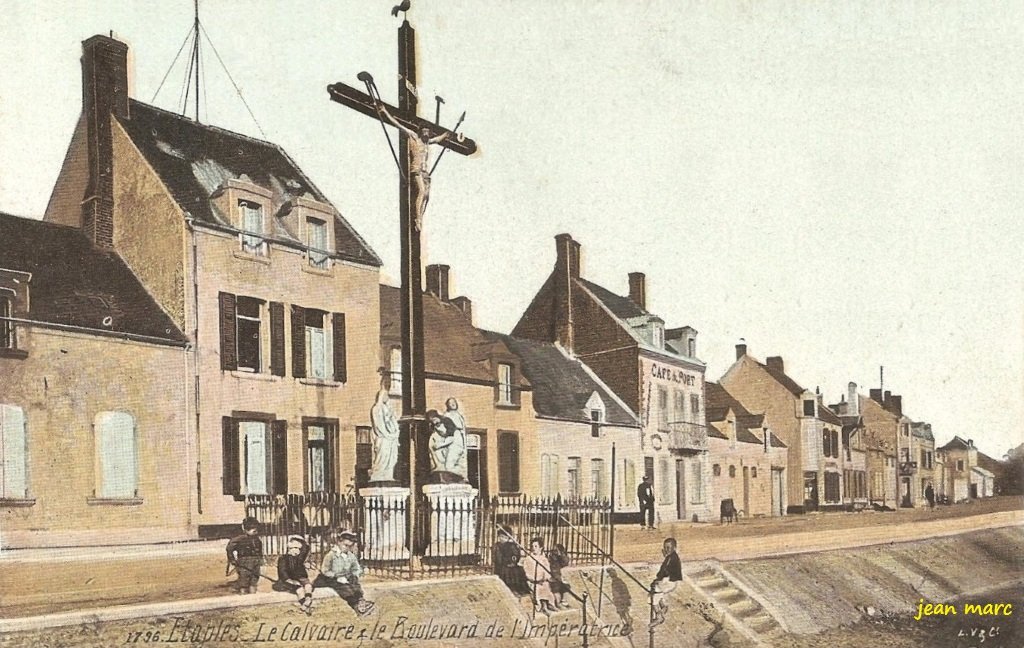 Etaples - Le Calvaire & le Boulevard de l'Impératrice.jpg