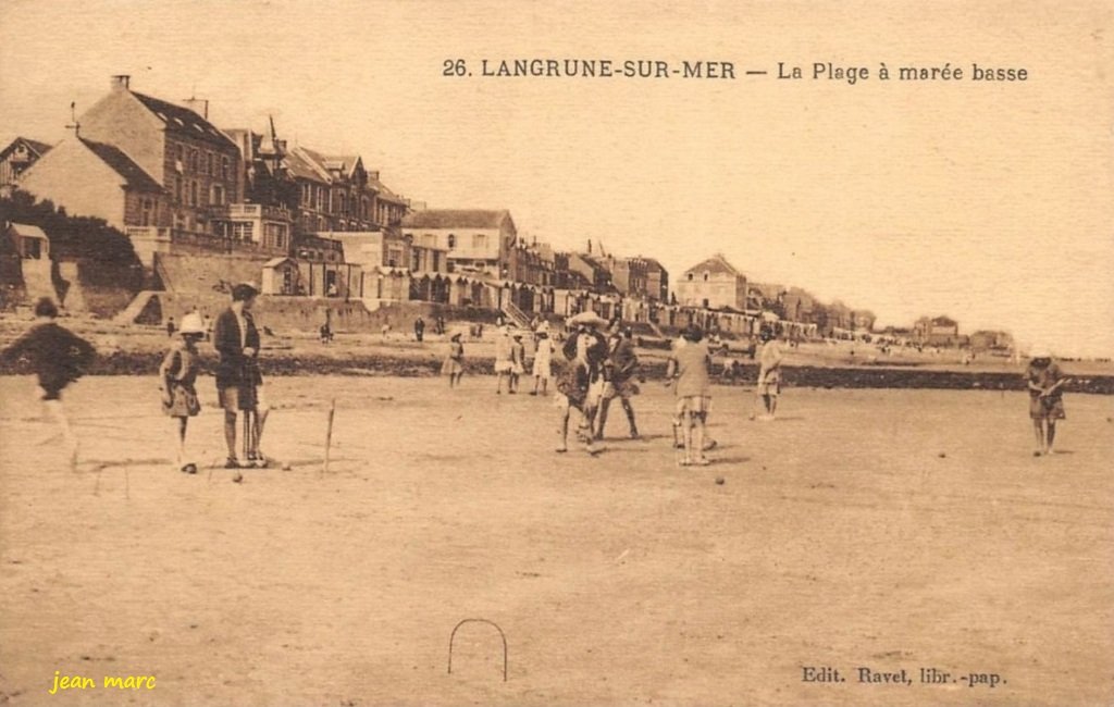 Langrune-sur-Mer - La Plage à marée basse.jpg