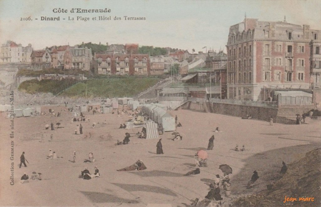 Dinard - La Plage et Hôtel des Terrasses.jpg
