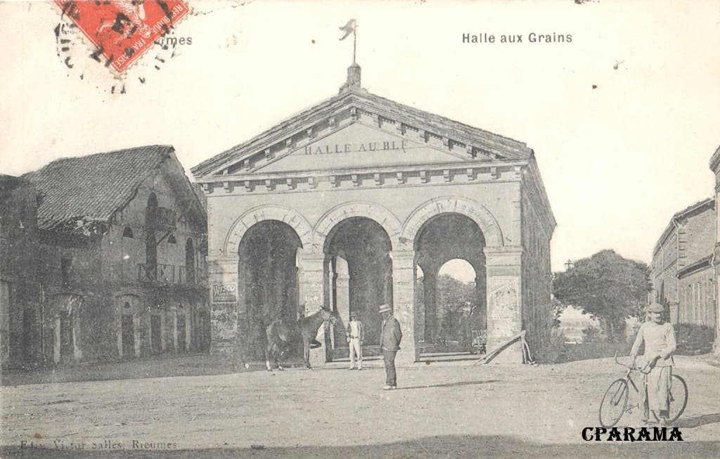 Rieumes Salles halle.jpg