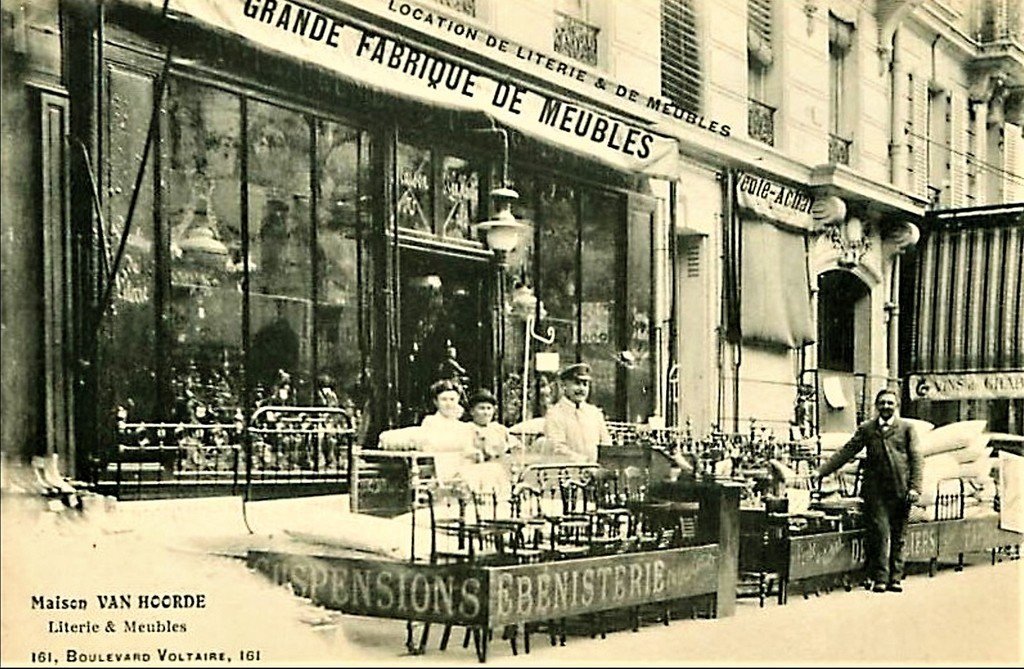 Paris Bd Voltaire.jpg