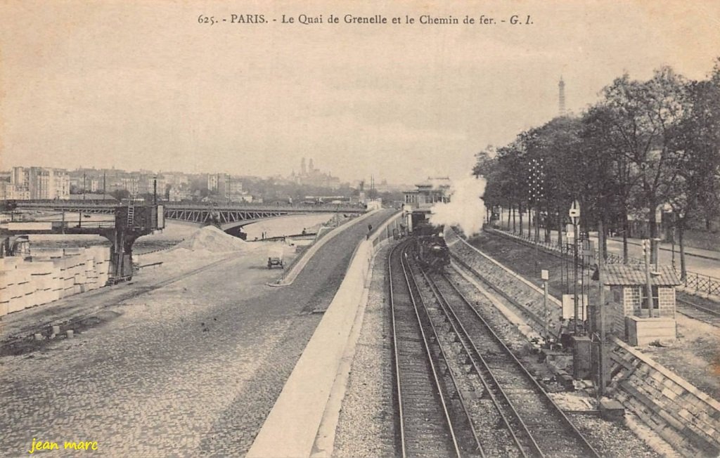Paris XVe - Le Quai de Grenelle et le Chemin de Fer.jpg