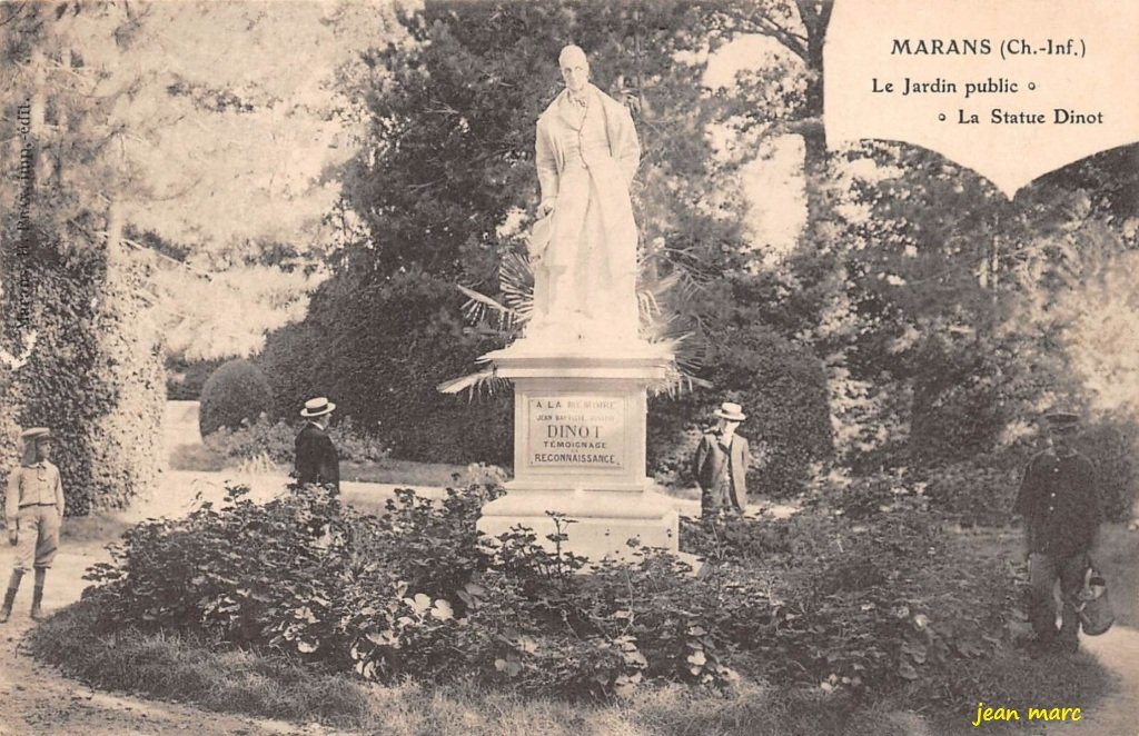 Marans - Le Jardin Public - La Statue Dinot.jpg