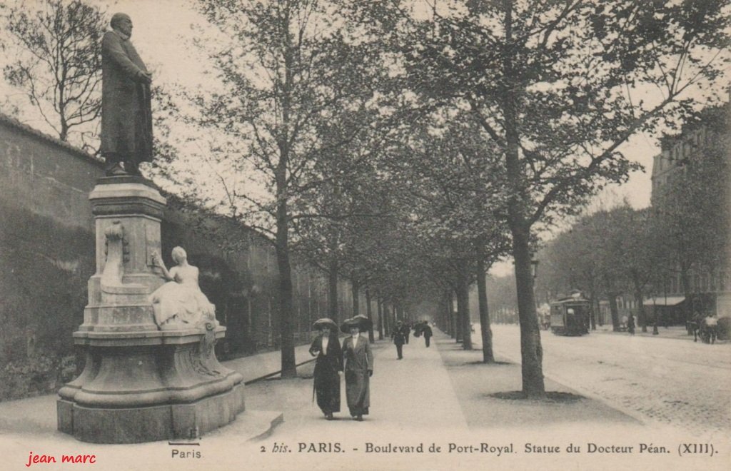 Paris XIIIe - Boulevard de Port-Royal - Statue du Docteur Péan.jpg