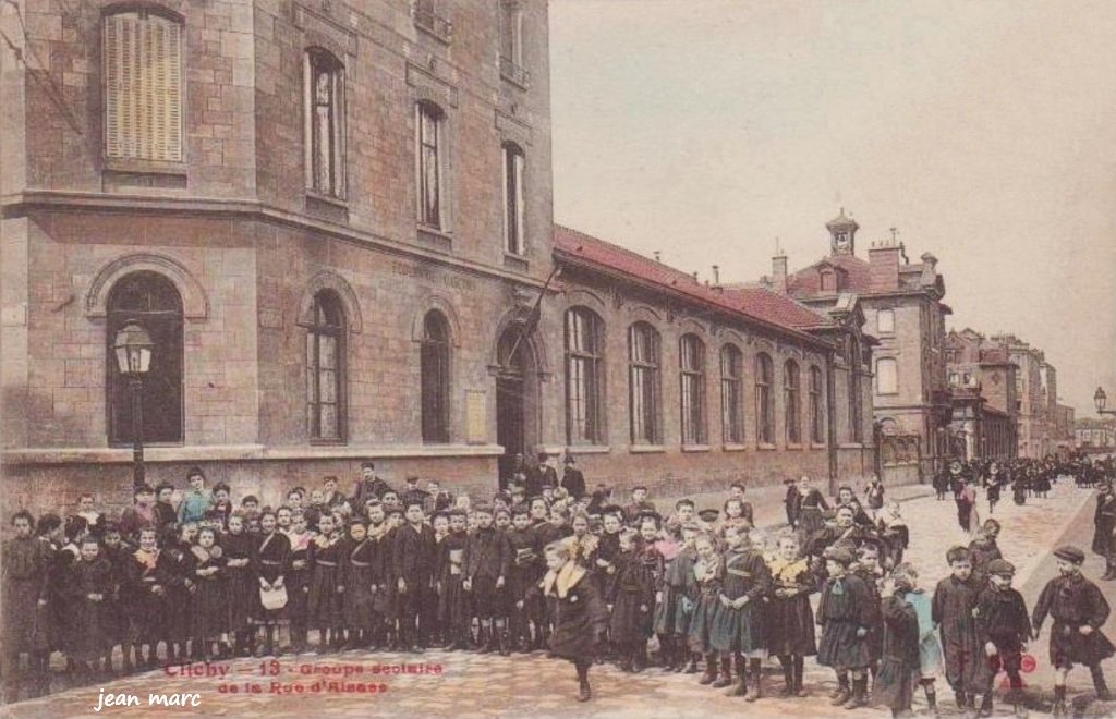 Clichy - Groupe scolaire de la rue d'Alsace colorisée.jpg