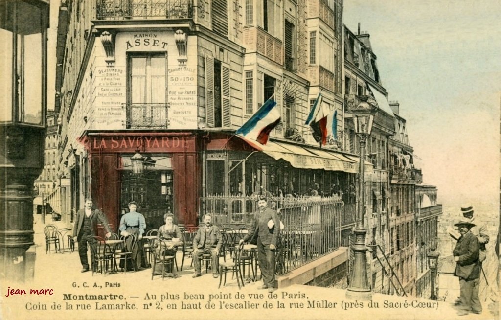 Paris XVIIIe - Coin de la rue Lamarcke (sic), en haut de l'escalier de la rue Muller.jpg