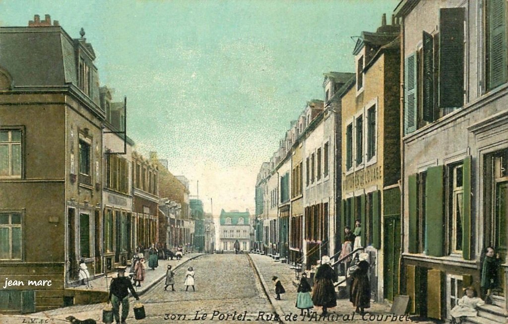 Le Portel - Rue de l'Amiral Courbet.jpg