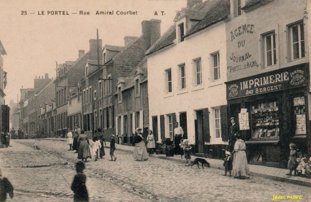 Le Portel - Rue Amiral Courbet.jpg