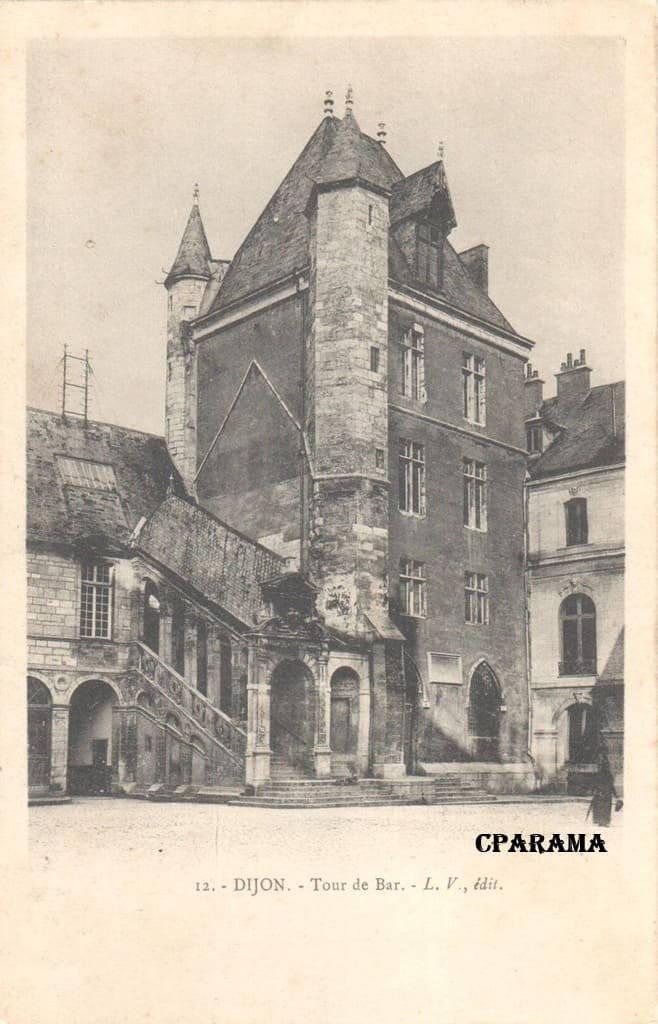 Dijon tour bar LV 12.jpg