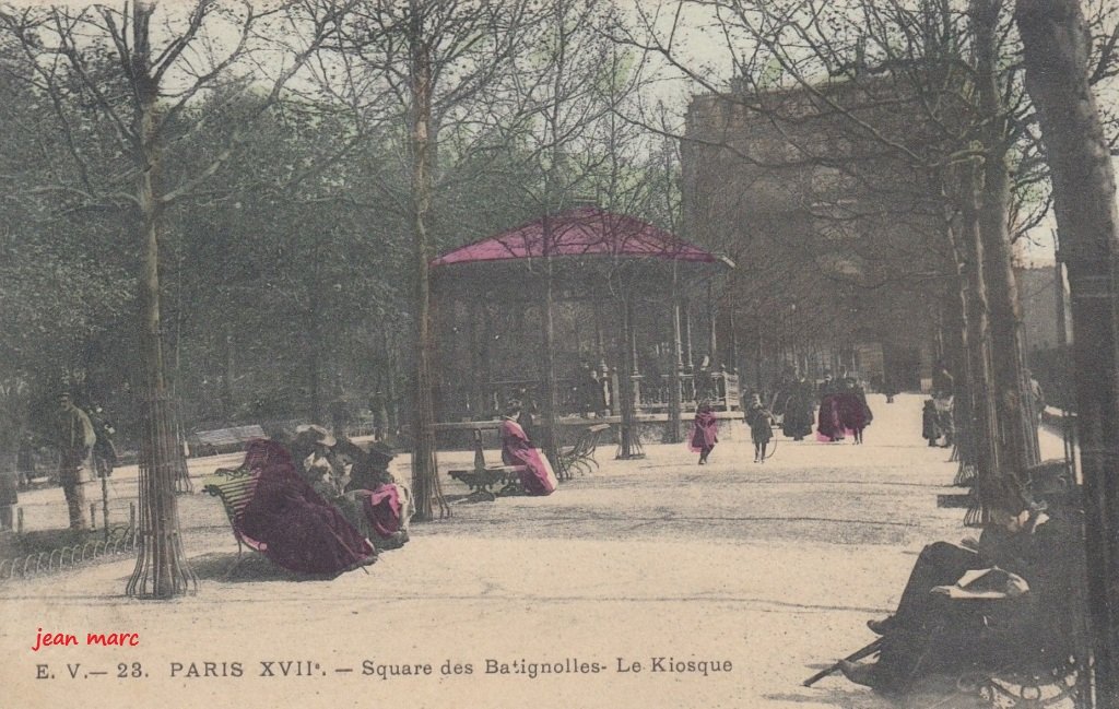 Paris XVIIe - Square des Batignolles - Le Kiosque.jpg