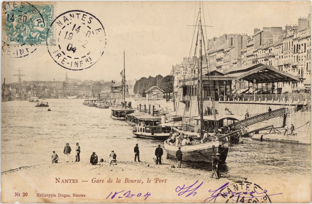 30 Nt Gare de la Bourse, le Port_m.JPG