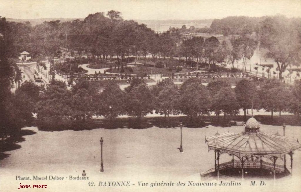 Bayonne - Vue générale des nouveaux jardins.jpg