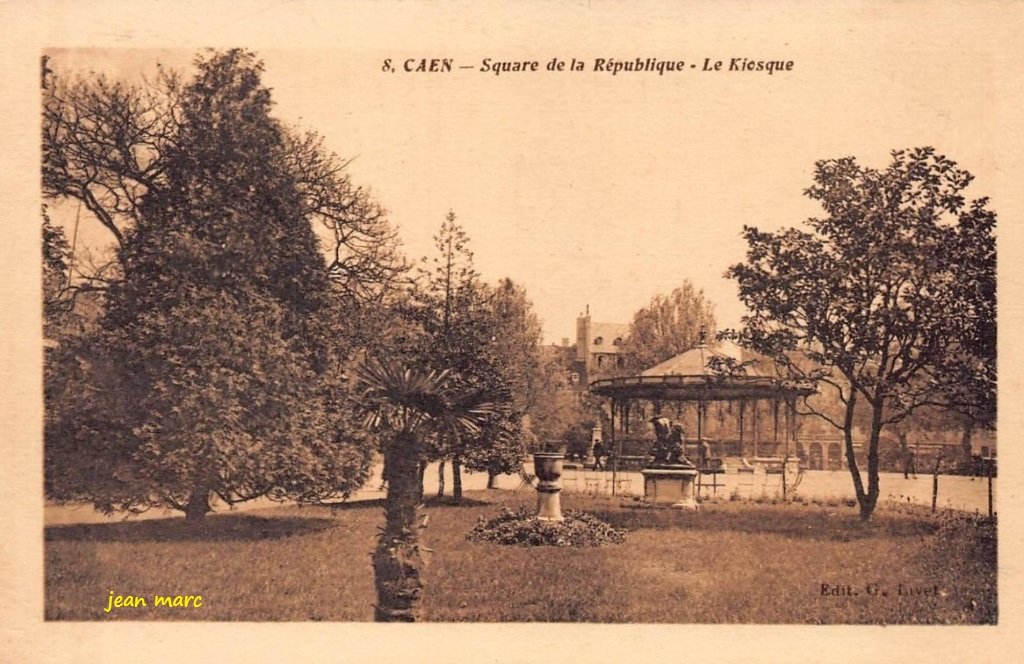 Caen - Square de la République - Le Kiosque.jpg
