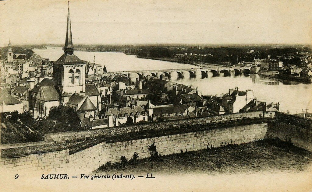 Saumur (9) LL.jpg