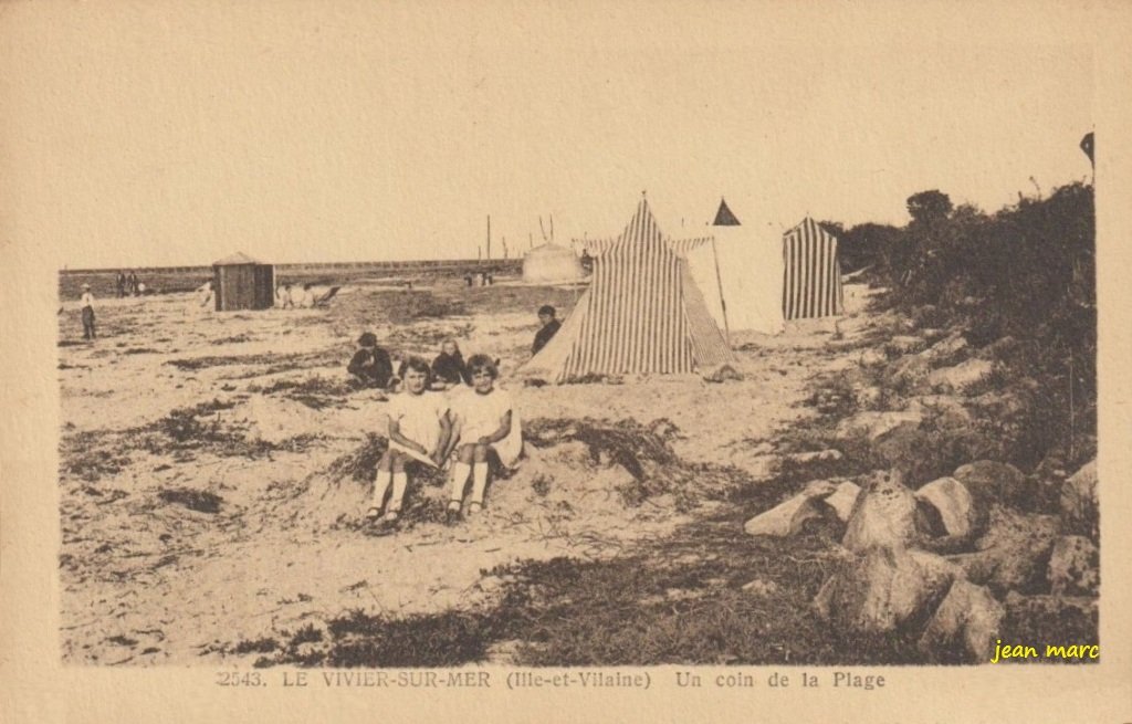 Le Vivier-sur-Mer - Un Coin de la Plage.jpg