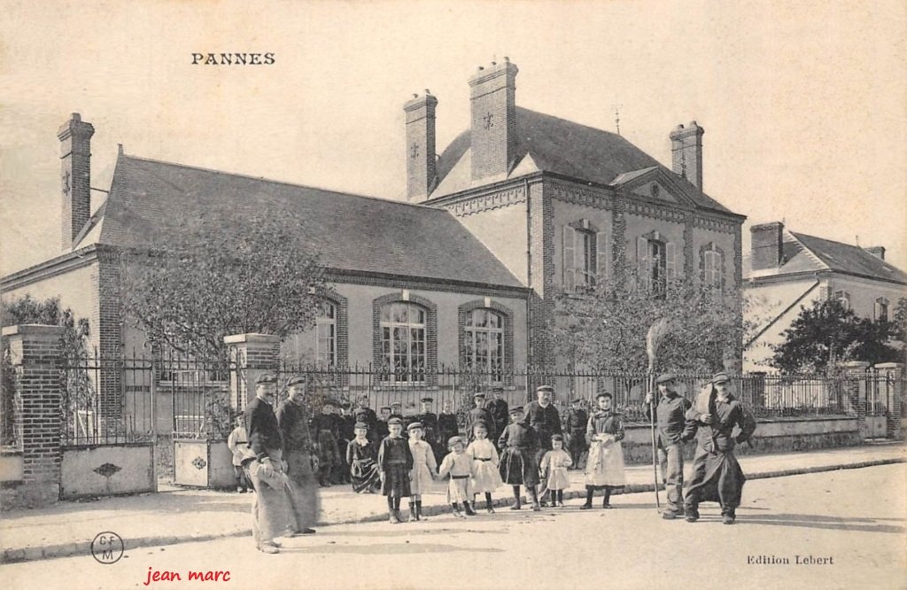 Pannes - École.jpg
