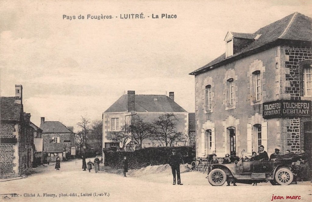 Luitré - La Place.jpg