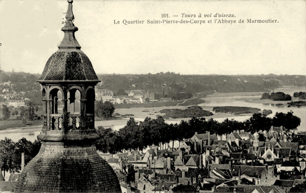 Tours 201 VG.jpg