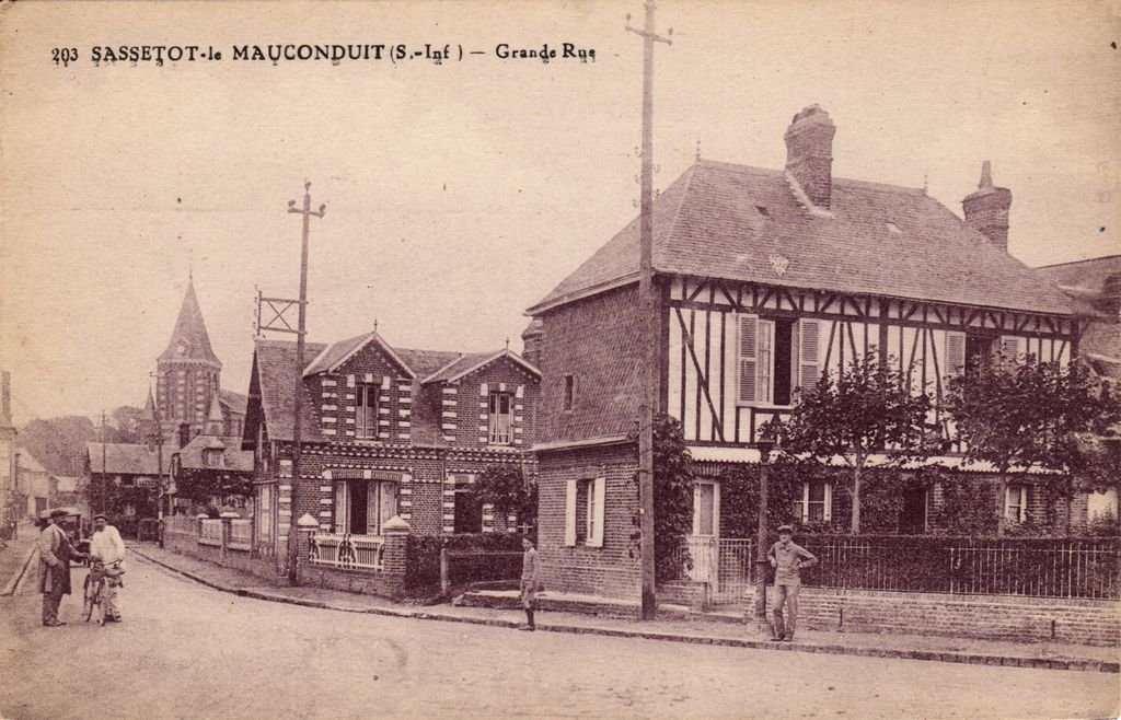 76 - SASSETOT-LE-MAUCONDUIT - 203 - Grande Rue - G. Palfray, éditeur - 28-04-26.jpg